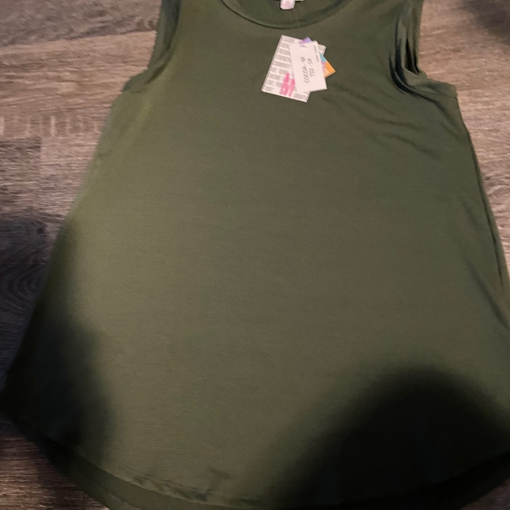 Lularoe cocoa med new with tags solid army green